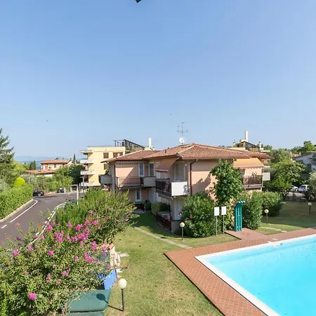 Διαμέρισμα La Casa Della Rosa Ντεζεντσάνο ντελ Γκάρντα