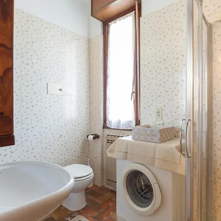 La Casa Della Rosa * Ντεζεντσάνο ντελ Γκάρντα